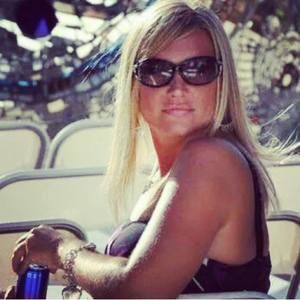 Meet your Posher, Cynthia